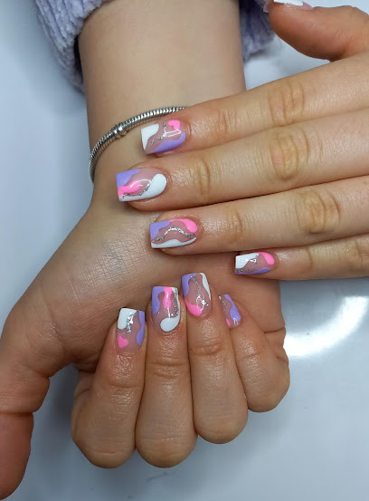 Pinkie Nails & Beauty Room