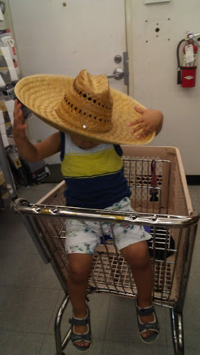 Factory 2-U (Fallas Discount Stores), 3220 E Anaheim St, Long Beach, CA 90804, USA, 