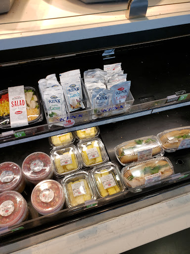 Convenience Store «Kum & Go», reviews and photos, 1605 E Kearney St, Springfield, MO 65803, USA