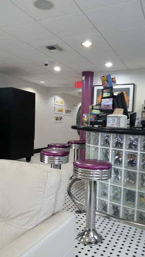 Car Wash «The Car Wash», reviews and photos, 3400 S Dixie Hwy, Miami, FL 33133, USA