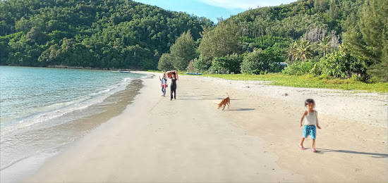 Loro Kecil Beach