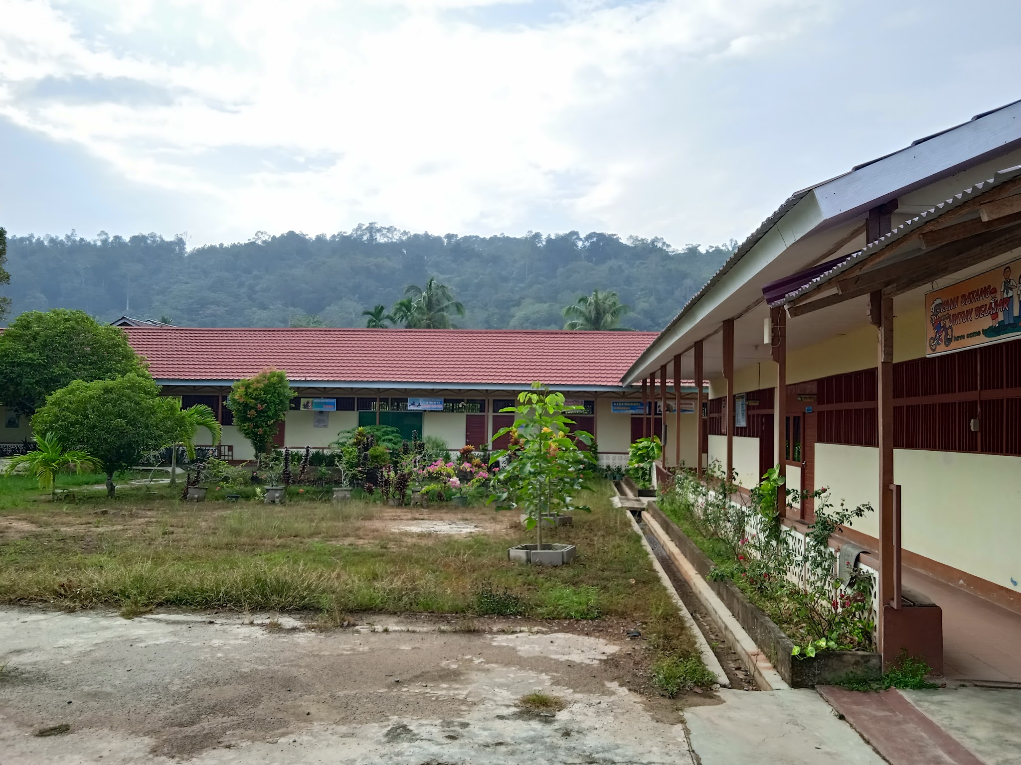 Foto SMA  Amkur Sungai Pinyuh, Kab. Mempawah