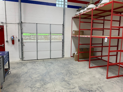 Auto Body Shop «Freer Auto Body», reviews and photos, 4512 N Alby St, Godfrey, IL 62035, USA