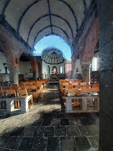 Beoordelingen van Église Saint-Ursmer d'Athis in Bergen - Kerk