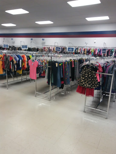 Thrift Store «Goodwill Industries of Greater Cleveland & East Central Ohio», reviews and photos, 306 Penco Rd, Weirton, WV 26062, USA