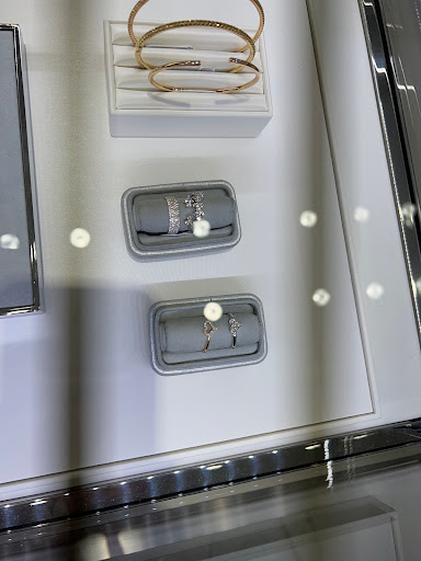 Jewelry Store «Tiffany & Co.», reviews and photos, 3333 Bristol St, Costa Mesa, CA 92626, USA