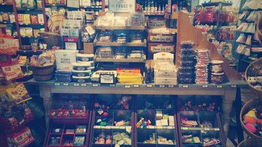 American Restaurant «Cracker Barrel Old Country Store», reviews and photos, 238 Enterprise Dr, Rocky Mount, NC 27804, USA