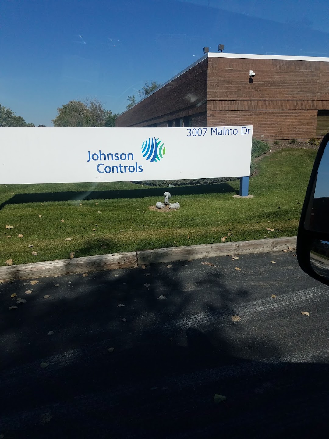Johnson Controls Chicago Office- Arlington Heights