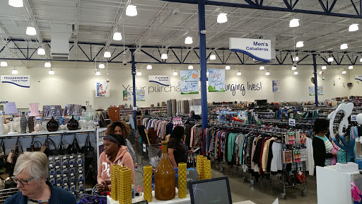 Thrift Store «Goodwill Clearwater Store», reviews and photos, 16494 US Hwy 19 N, Clearwater, FL 33764, USA