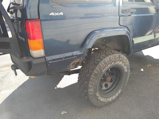 Auto Body Shop «Burnt Mills Auto Body», reviews and photos, 10753 Columbia Pike, Silver Spring, MD 20901, USA