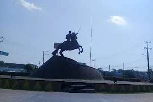 Monumento Ecuestre. Coronel Gregorio Mendez Magaña image