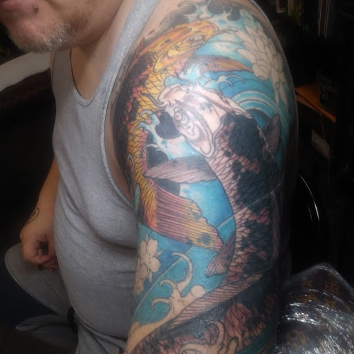 Tattoo Shop «Sacred Hand Tattoo Society», reviews and photos, 960 Parsons Ave, Columbus, OH 43206, USA