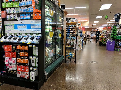 Grocery Store «Quality Food Center», reviews and photos, 7823 SE 28th St, Mercer Island, WA 98040, USA