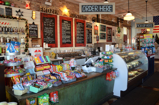 American Restaurant «Lickity Split Frozen Custard», reviews and photos, 6056 N Broadway St, Chicago, IL 60660, USA