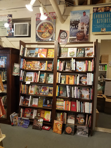 Book Store «Garden District Book Shop», reviews and photos, 2727 Prytania St, New Orleans, LA 70130, USA