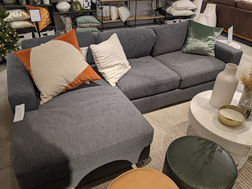 Furniture Store «west elm», reviews and photos, 400 W 47th St, Kansas City, MO 64112, USA