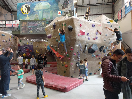 Rock Climbing Gym «MetroRock Climbing Center», reviews and photos, 69 Norman St #9, Everett, MA 02149, USA