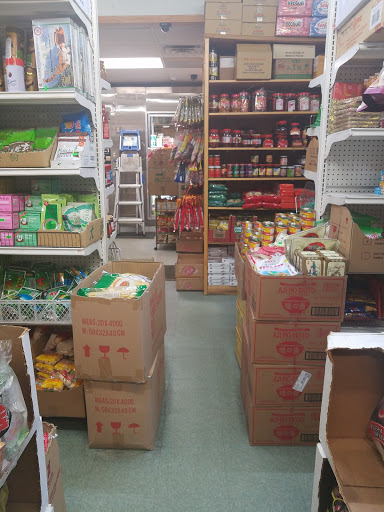 Asian Grocery Store «中西 Chinese American Mini Market», reviews and photos, 834 Park Ave, Cranston, RI 02910, USA