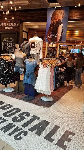 Clothing Store «Aéropostale», reviews and photos, 1500 Polaris Pkwy, Columbus, OH 43240, USA