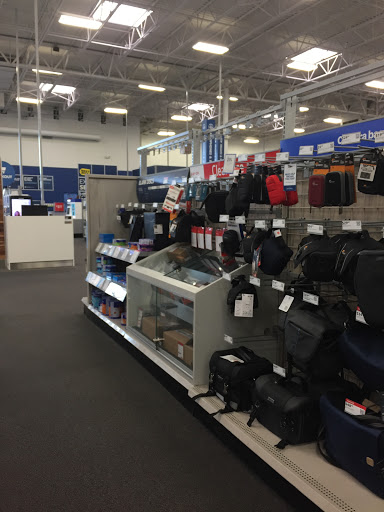Electronics Store «Best Buy», reviews and photos, 4650 1st Ave NE, Cedar Rapids, IA 52402, USA