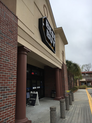 Electronics Store «Best Buy», reviews and photos, 1007 Fording Island Rd, Bluffton, SC 29910, USA
