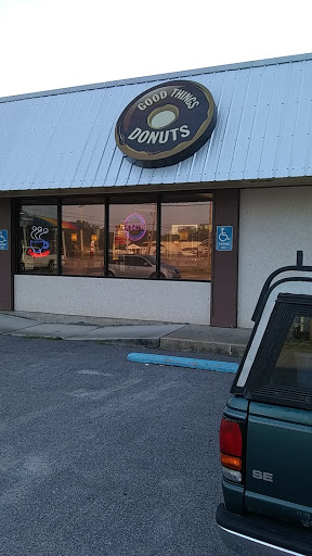 Donut Shop «Good Things Donuts», reviews and photos, 625 Eglin Pkwy NE, Fort Walton Beach, FL 32547, USA