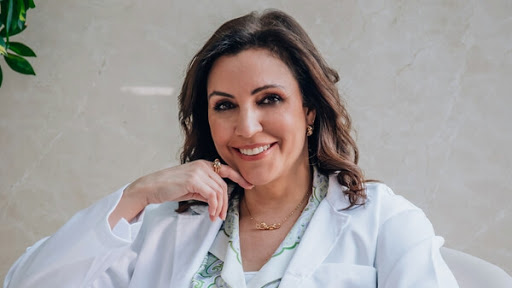Dr. Taghreed Almahmeed | Female Surgeon Dubai | Breast Cancer Treatment الدكتورة تغريد المحميد | جراحة عامة | اخصائية سرطان الثدي | اخصائية جراحة السمنة