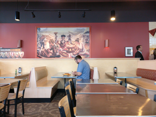 Mexican Restaurant «QDOBA Mexican Eats», reviews and photos, 2202 Main St, Carol Stream, IL 60188, USA