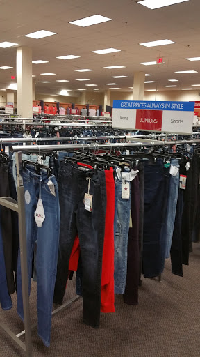 Clothing Store «Burlington Coat Factory», reviews and photos, 74 Broad St, Stamford, CT 06901, USA