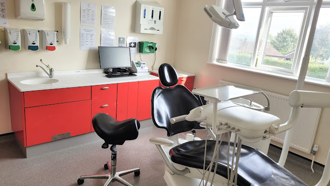 Reviews of Meir Heath Dental Practice in Stoke-on-Trent - Dentist