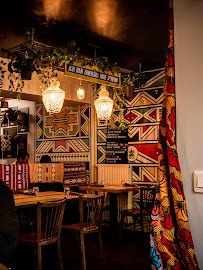 Atmosphère du Restaurant de spécialités d'Afrique de l'Ouest Jabiru Café à Strasbourg - n°2