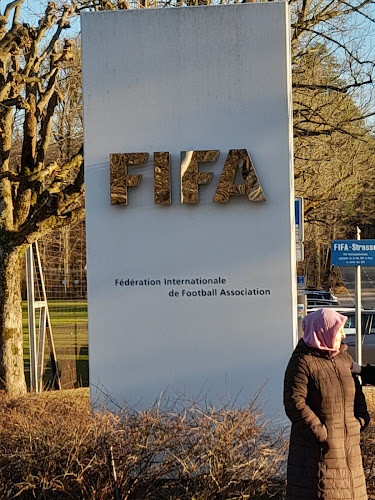 Rezensionen über FIFA in Zürich - Verband