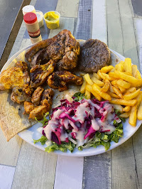 Plats et boissons du Restaurant turc Sisko kebab à Cavalaire-sur-Mer - n°1