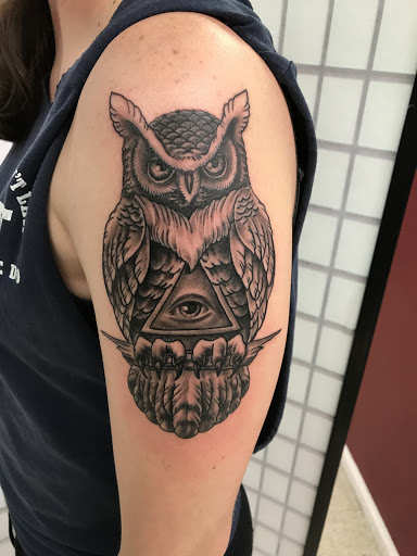 Tattoo Shop «Calaveras Tattoo Studio», reviews and photos, 1510 S Fort Hood St, Killeen, TX 76542, USA