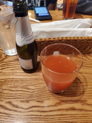 American Restaurant «Cracker Barrel Old Country Store», reviews and photos, 4680 Lenoir Ave, Jacksonville, FL 32216, USA