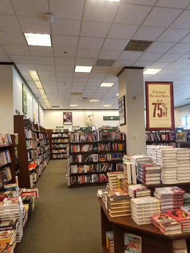 Book Store «Barnes & Noble», reviews and photos, 235 Daniel Webster Hwy, Nashua, NH 03060, USA