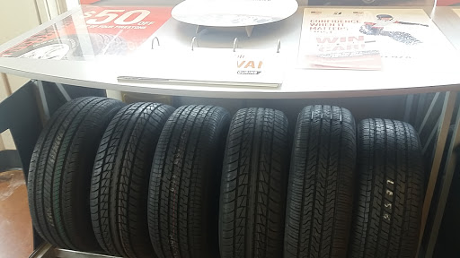 Tire Shop «Firestone Complete Auto Care», reviews and photos, 126 Warren Ave, Brockton, MA 02301, USA