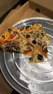Just Queen - Distributeur de pizzas à Valdivienne