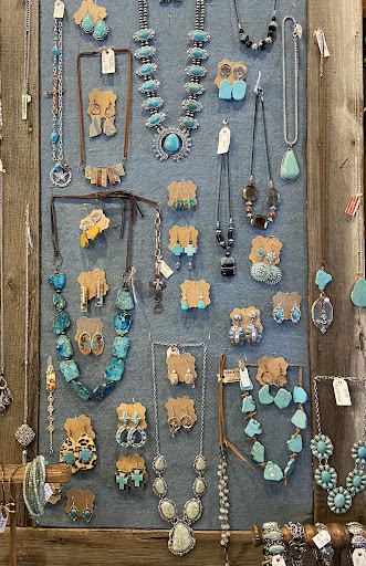 Gift Shop «Hitching Post Gifts & Old Str», reviews and photos, 15894 US-68, Benton, KY 42025, USA