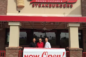 Freddy's Frozen Custard & Steakburgers image