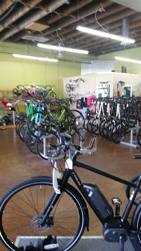 Bicycle Store «Schlegel Bicycles - Pro and Multi-Sport Shop», reviews and photos, 900 N Broadway Ave, Oklahoma City, OK 73102, USA