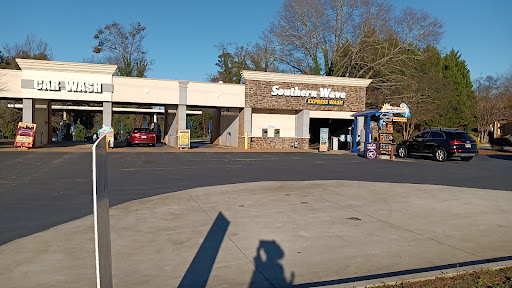 Southern Wave Express Wash en Toccoa