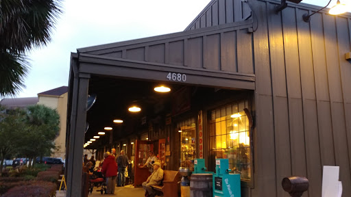 American Restaurant «Cracker Barrel Old Country Store», reviews and photos, 4680 Lenoir Ave, Jacksonville, FL 32216, USA