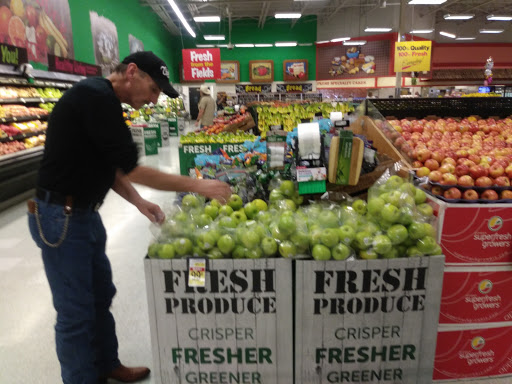 Grocery Store «Albertsons», reviews and photos, 215 N Carrier Pkwy, Grand Prairie, TX 75050, USA