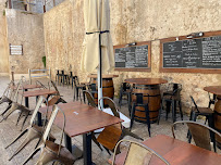 Atmosphère du Restaurant Café Des Vestiges à Bonifacio - n°17