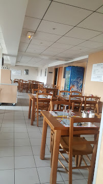 Atmosphère du Restaurant L'Ave Maria à Arnas - n°6