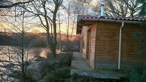 Lodge Le Gîte de l'Étang - Parc des Volcans d'Auvergne Loubeyrat