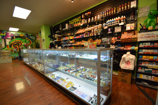 Tobacco Shop «Phoenixville Smoke Shop», reviews and photos, 245 Bridge St, Phoenixville, PA 19460, USA