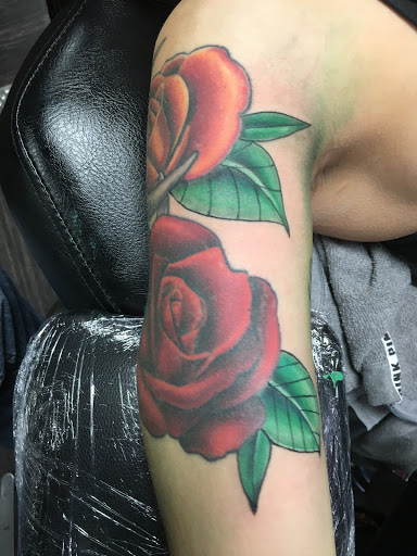 Explore elegant spine tattoo ideas, creative tattoo ideas in Bridgeport, available at Breaking skin tattoo and body piercing