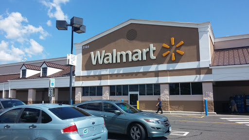 Discount Store «Walmart», reviews and photos, 3164 Berlin Turnpike, Newington, CT 06111, USA